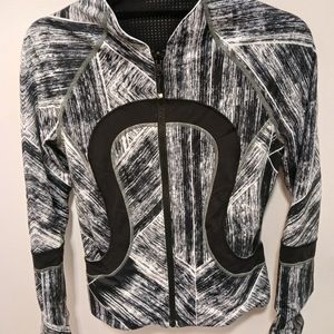 Lululemon fitted jacket